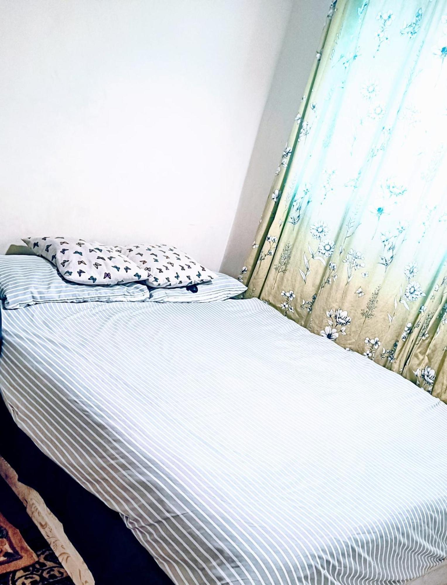 Appartamento London'S Bed With Breakfast & Free Parking Esterno foto